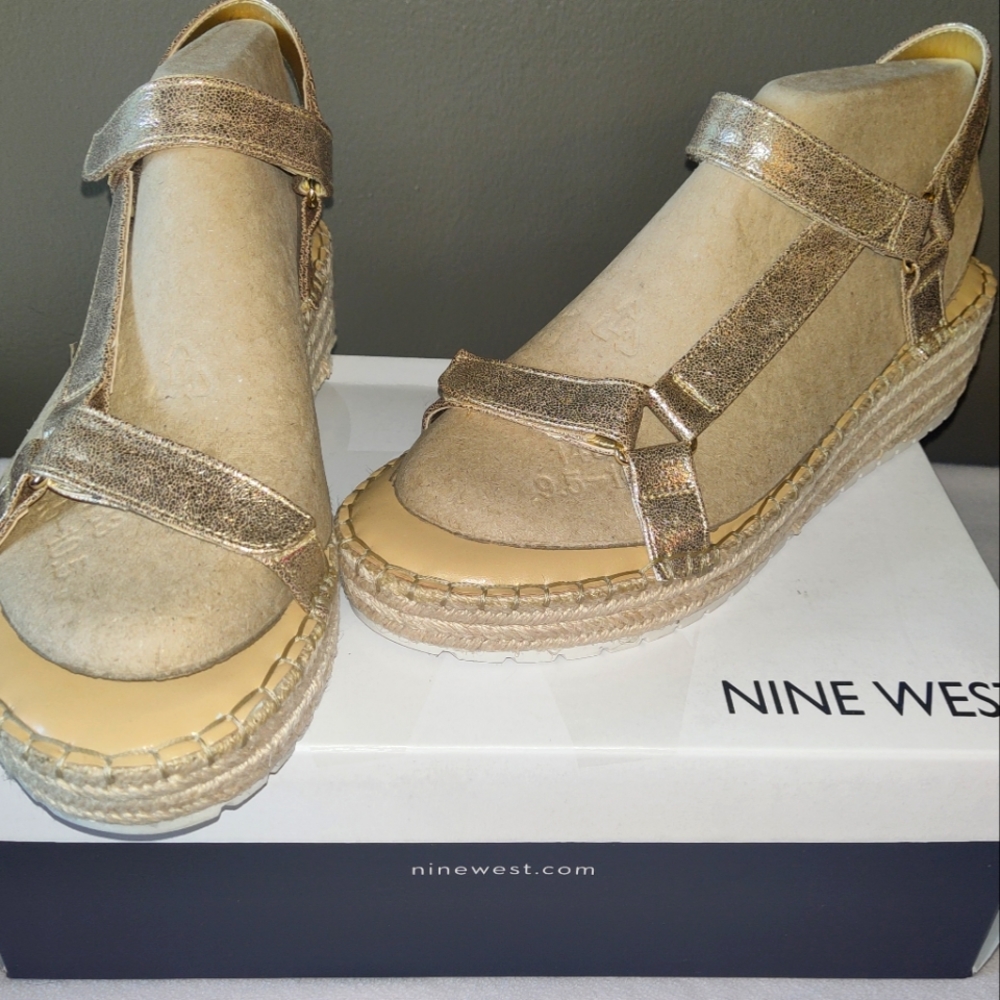 NIB Nine West Gaduexplatino Gold Women's Sandal Size 11M